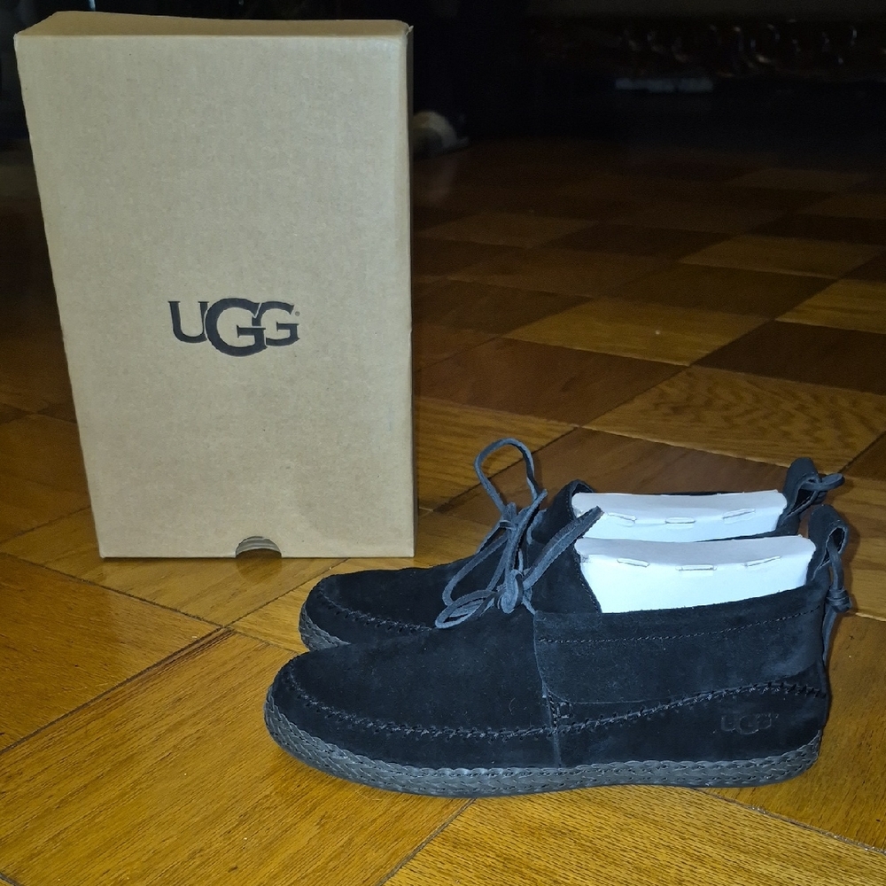 UGG Women's Black Chukka Boots